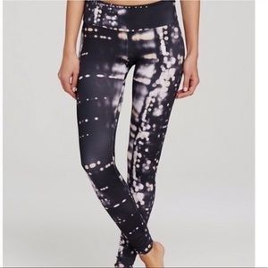 Onzie City Lights Leggings